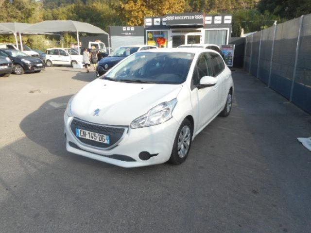 PEUGEOT 208 1.4 HDi pack clim, voiture occasion