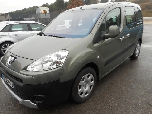 PEUGEOT PARTNER TEPEE 1.6 HDi90 Loisirs (2009A), voiture occasion