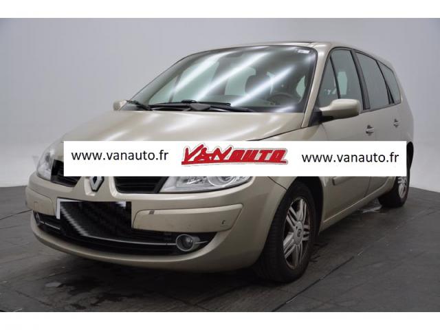 RENAULT GRAND SCENIC 1.9 dCi 130ch Latitude 7 places, voiture occasion