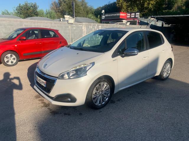 PEUGEOT 208 208 1.6 BlueHDi 100ch BVM5 Style, voiture occasion